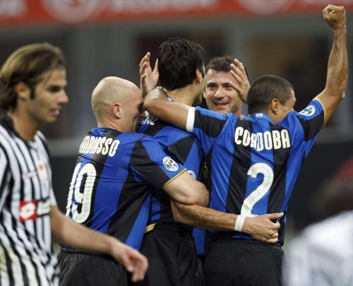 阿莫林感高层支持不足 冬窗瞄准英超经验前锋