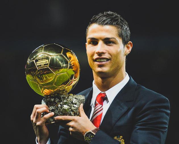 加斯佩里尼：韦斯利今天还无法参训，他的流感症状比较严重