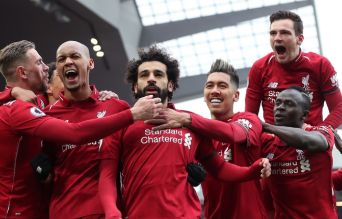 组图 CBA广东客场击败北控 胡明轩封盖对手