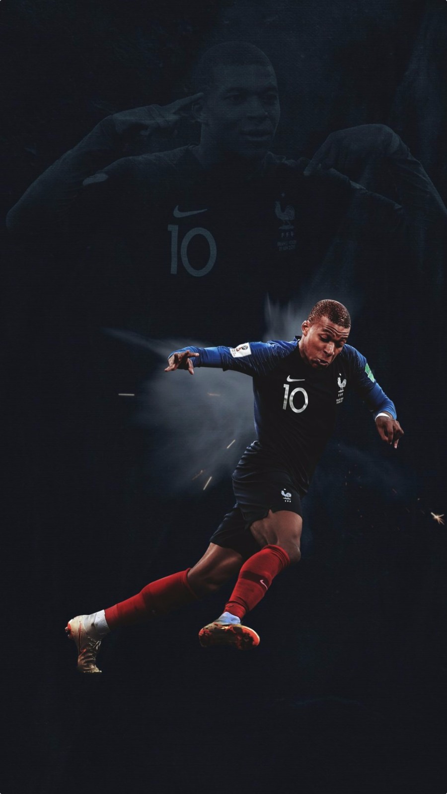 话题 ｜ 十年十次转会，巴洛特利的“自由落体”